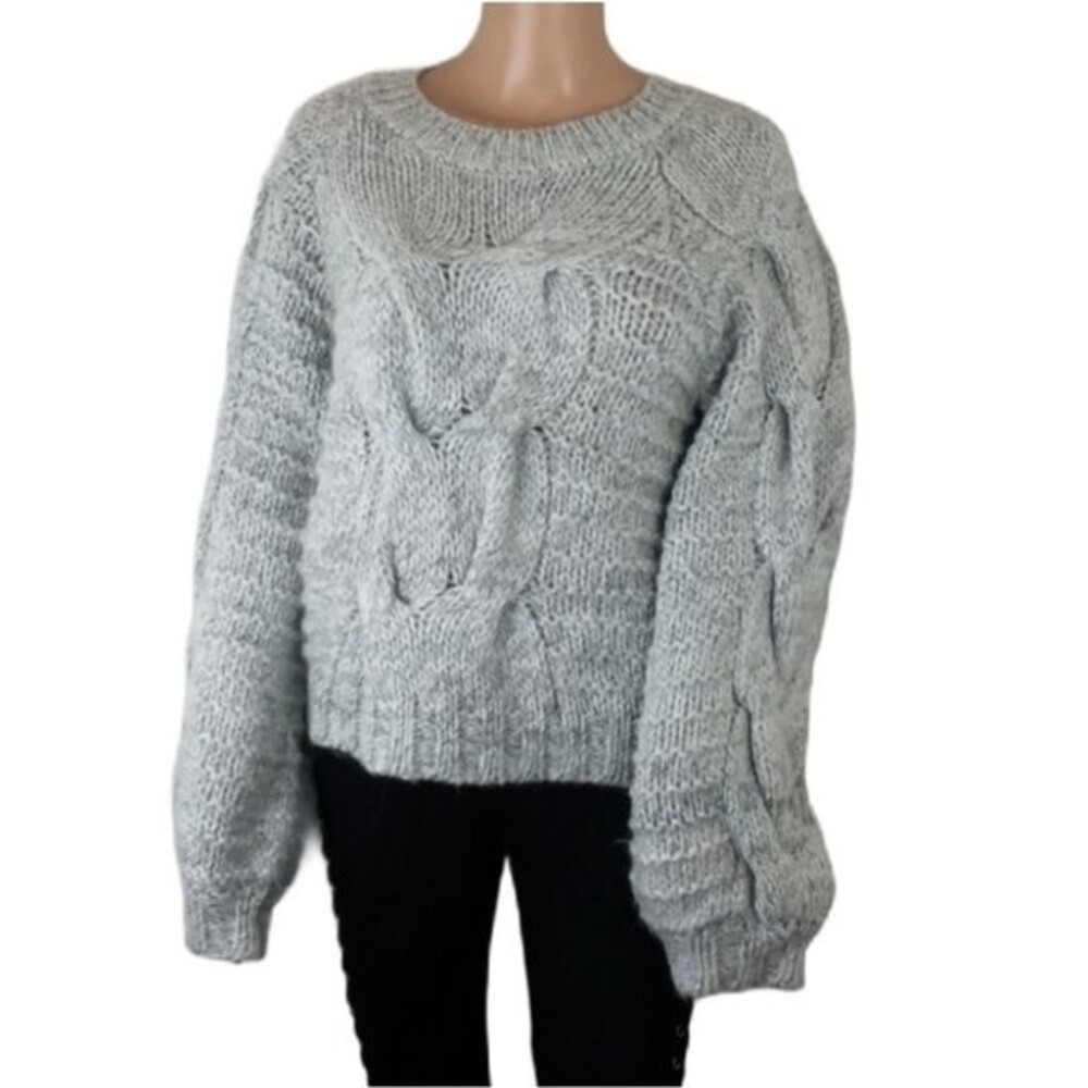 GAP Chunky Cable Knit sweater